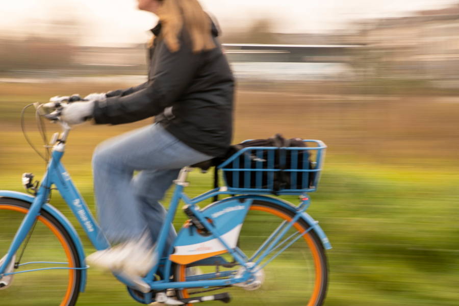 Vélo électrique partagé avec cadenas Bluetooth et géolocalisation