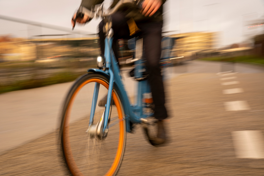Blue-bike_Kobe Wens 3